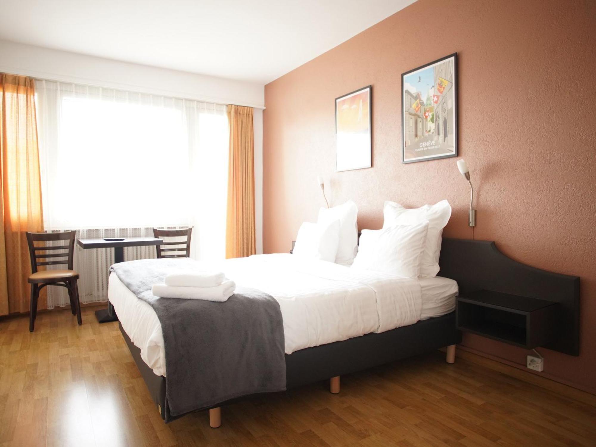 Primadom Aparthotel Cenevre Dış mekan fotoğraf